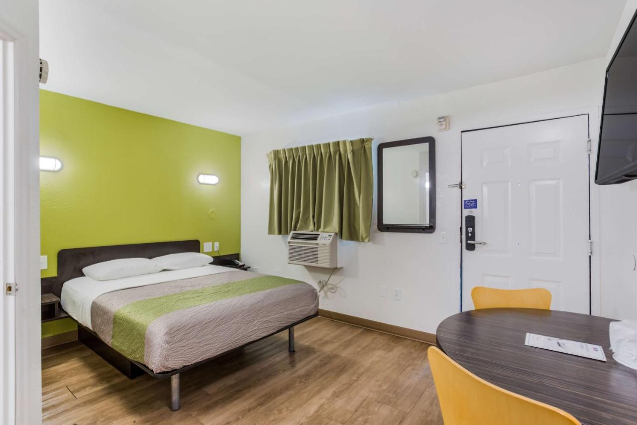Motel 6-Jacksonville, Fl - South Dış mekan fotoğraf
